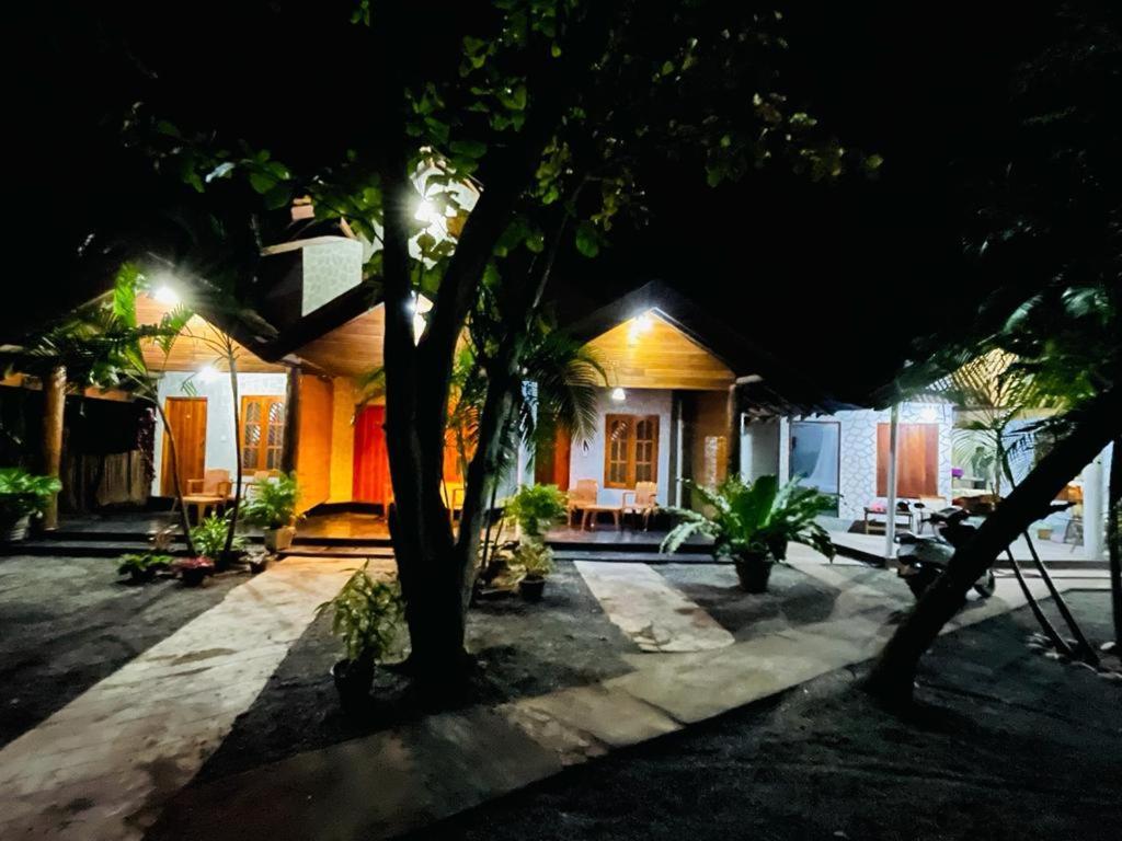New Roy Guest House Kalkudah  Eksteriør bilde
