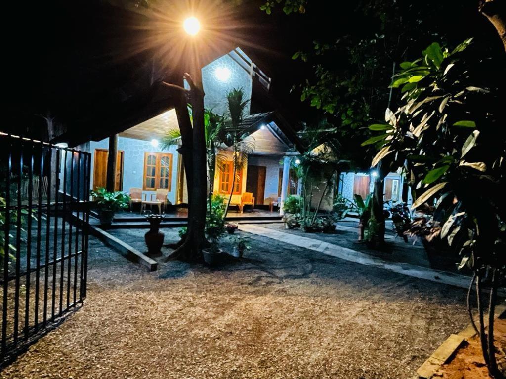 New Roy Guest House Kalkudah  Eksteriør bilde