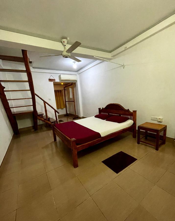 New Roy Guest House Kalkudah  Eksteriør bilde